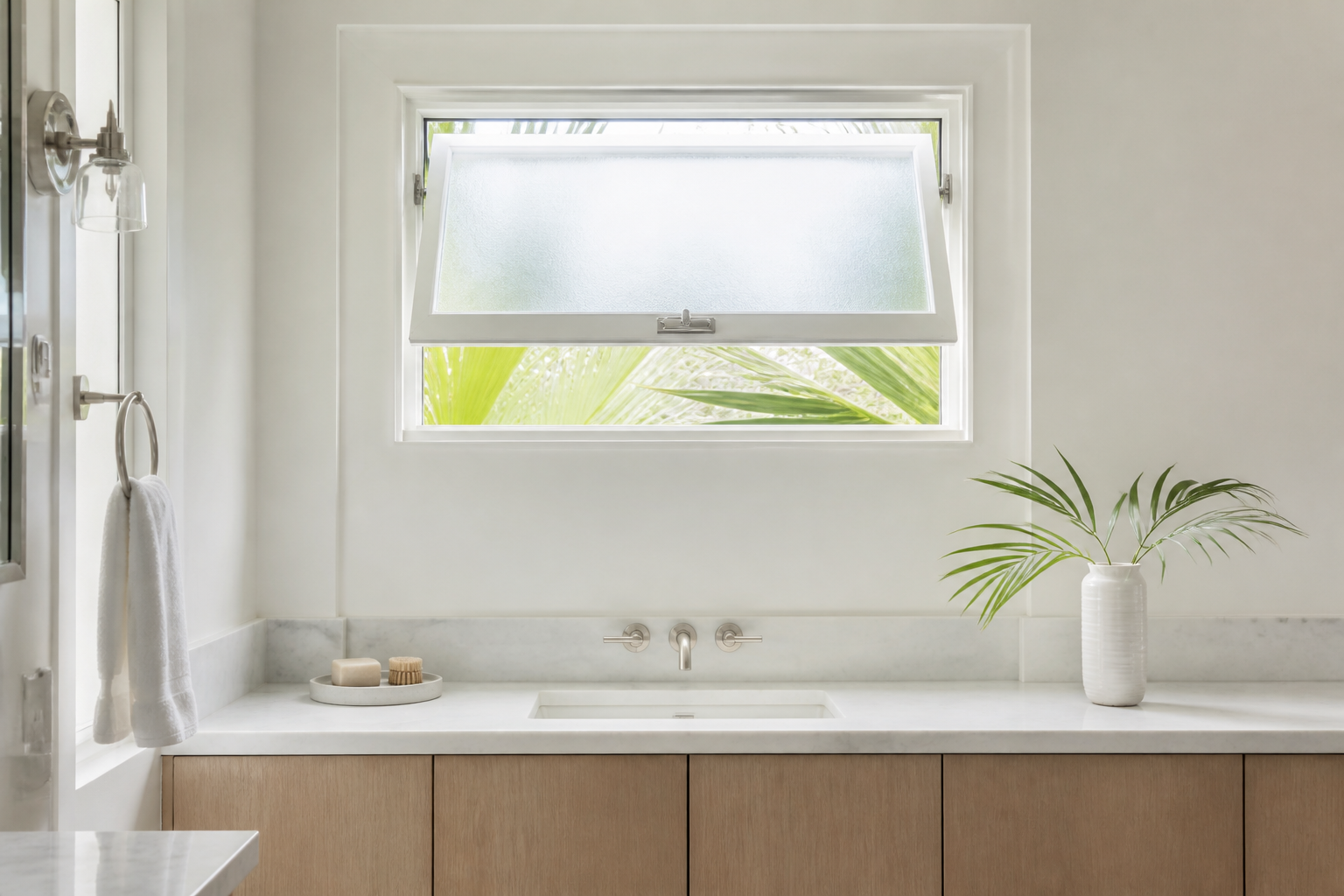 Hopper Windows in Mangonia Park, FL | Winslow Windows & Doors - detail 1